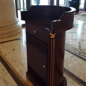 木質(zhì)烤漆迎賓臺(tái)